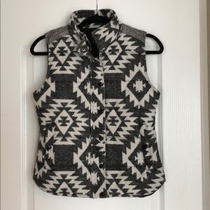 Aztec grey, white and black vest